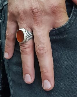 טבעת משולשים אובל אבן קורניאול